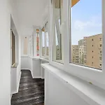 아파트 Bright Minimalist 1-bedroom In 부쿠레슈티
