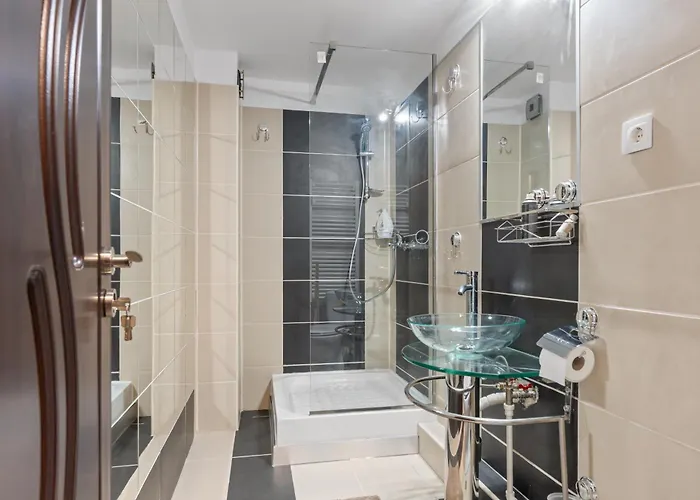 Modern 1br Retreat Coffee & Peace * Bukarest