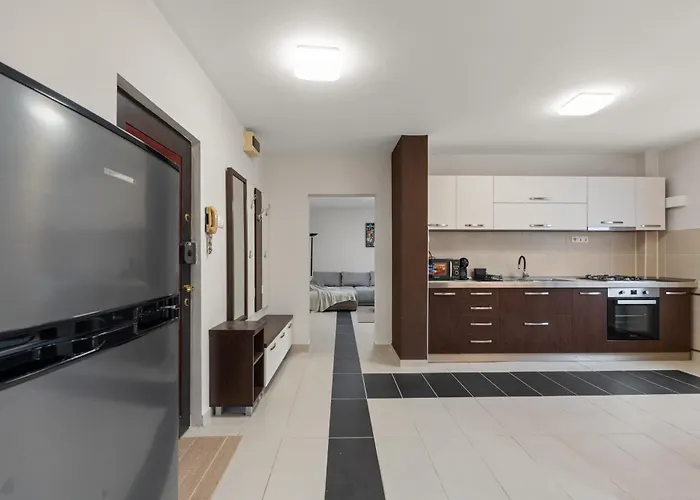Bright Minimalist 1-bedroom In Apartment Bucharest