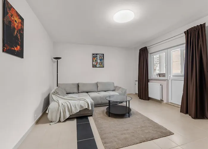 Apartment Bright Minimalist 1-bedroom In