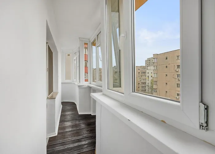 Apartment Bright Minimalist 1-bedroom In Bukarest